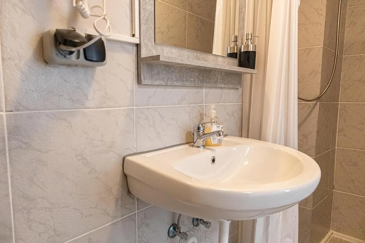 Apartment 3 Standard Rooms Near Hauptbahnhof Vienna Austria