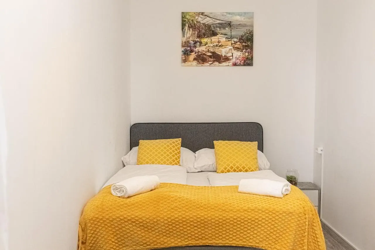 3 Standard Rooms Near Hauptbahnhof Vienna Austria