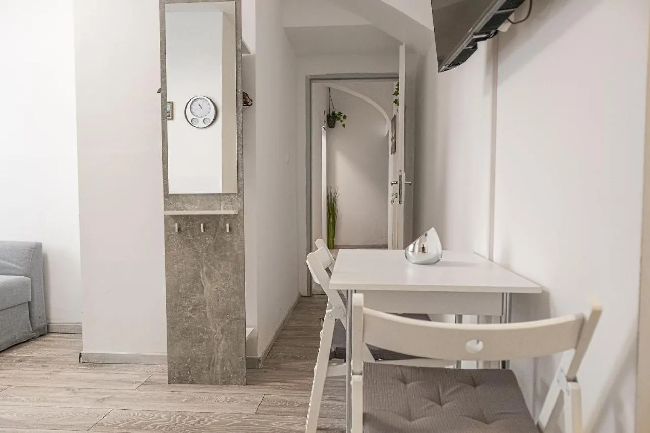 3 Standard Rooms Near Hauptbahnhof Vienna